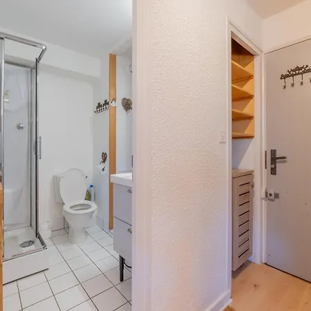Lyret 1 - Happy Apartment